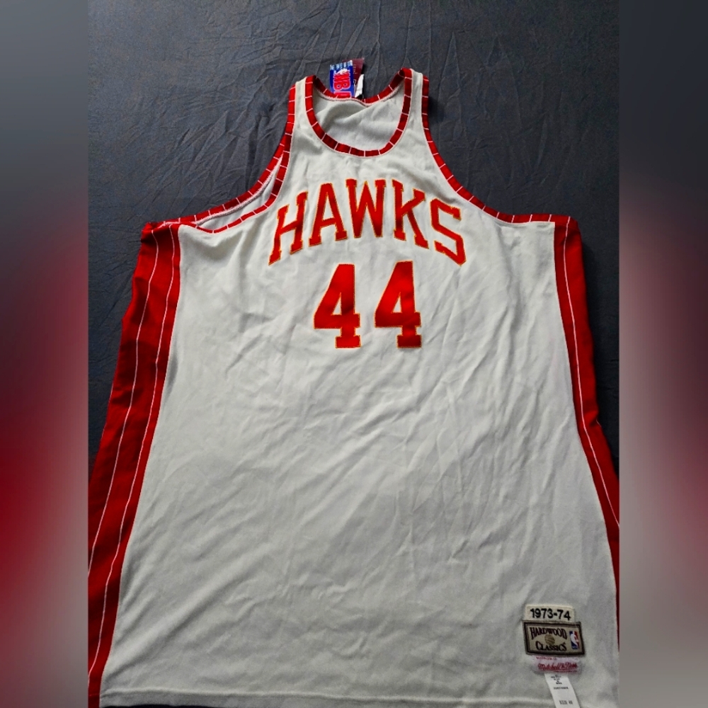 Hawks Red and White Pisol PETE  Basketball Jersey ( Throwback)